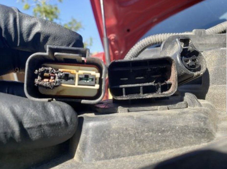 Corroded connector found during Savannah electrical diagnosis